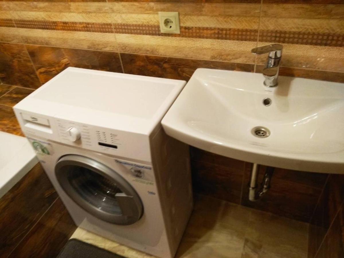 Apartments In Uzhgorod For You. Экстерьер фото