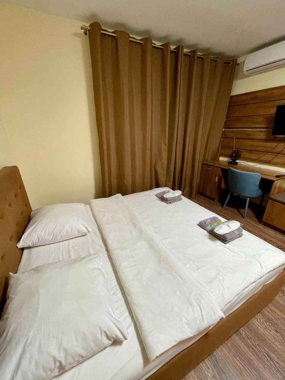 Apartments In Uzhgorod For You. Экстерьер фото