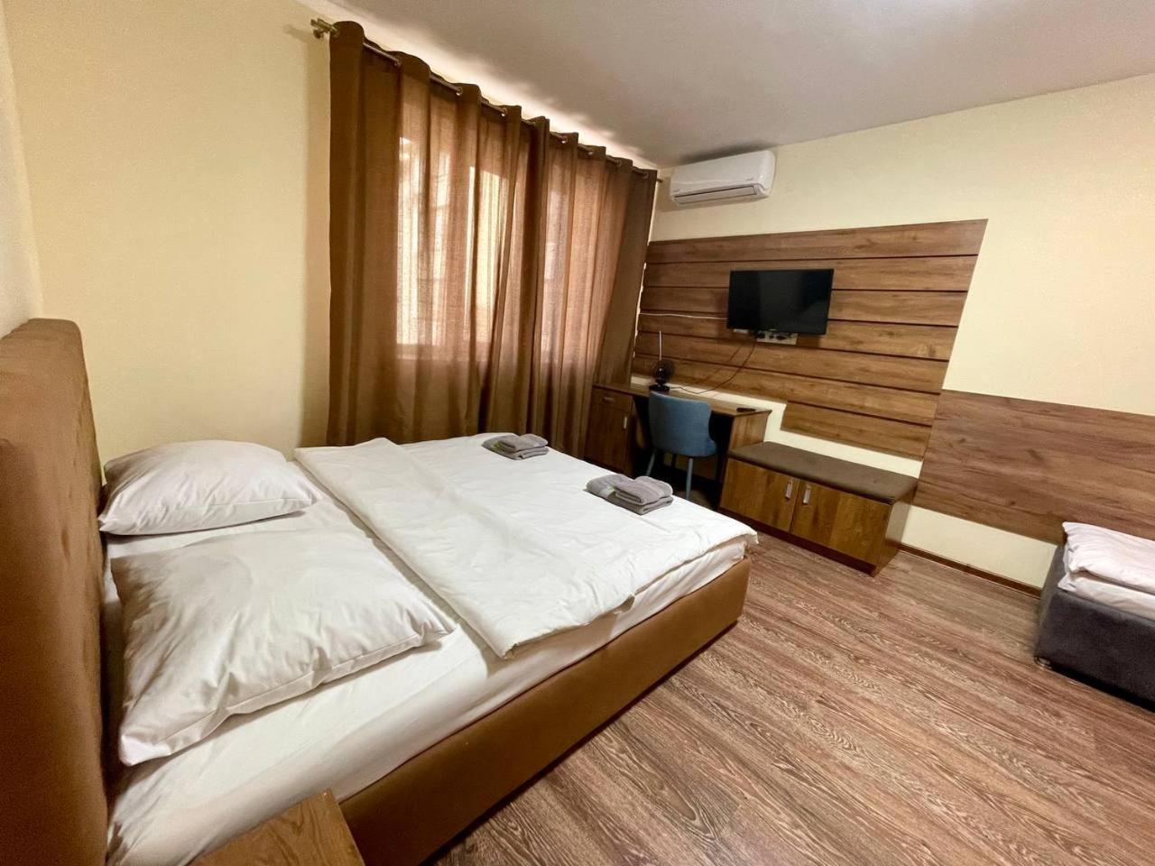 Apartments In Uzhgorod For You. Экстерьер фото